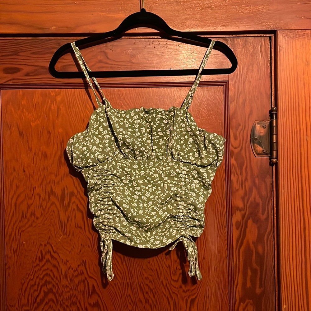 Ruched Green Floral Cropped Tank Top